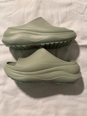 Hunter Haddie Slip-on Open Toe Casual Sandals